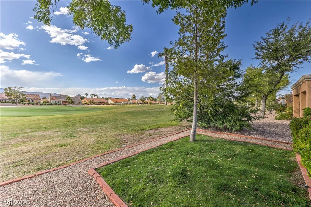 2637 Showcase, Las Vegas, NV 89134