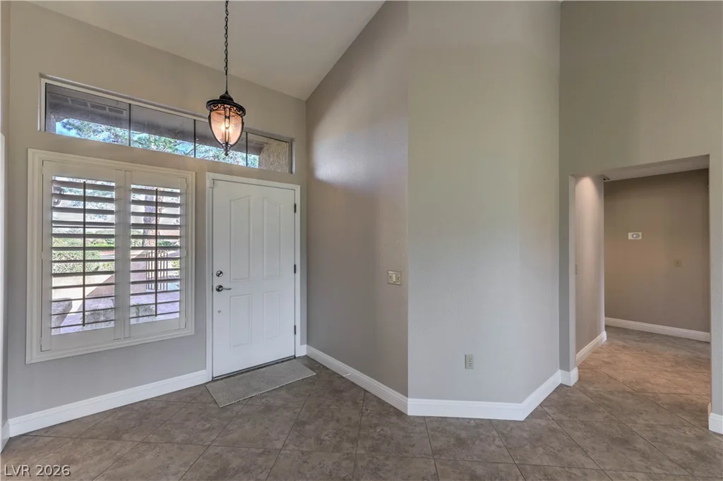 2637 Showcase, Las Vegas, NV 89134