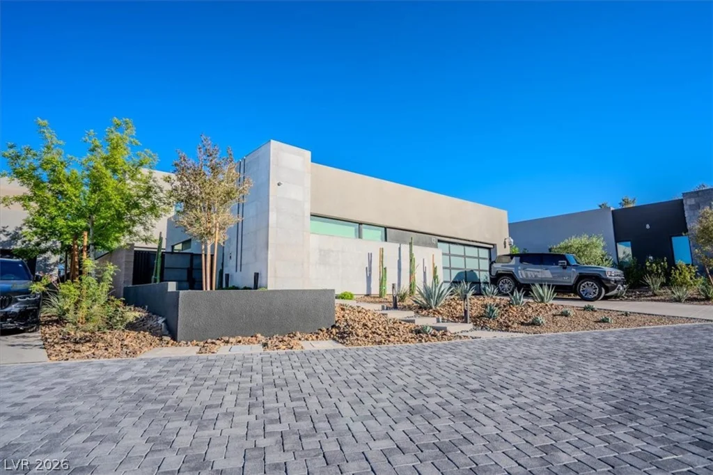 12 Falling Canyon, Henderson, NV 89011
