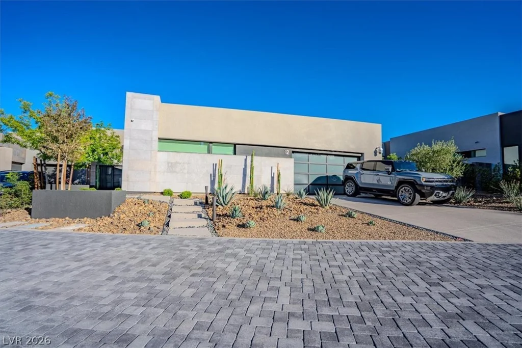 12 Falling Canyon, Henderson, NV 89011