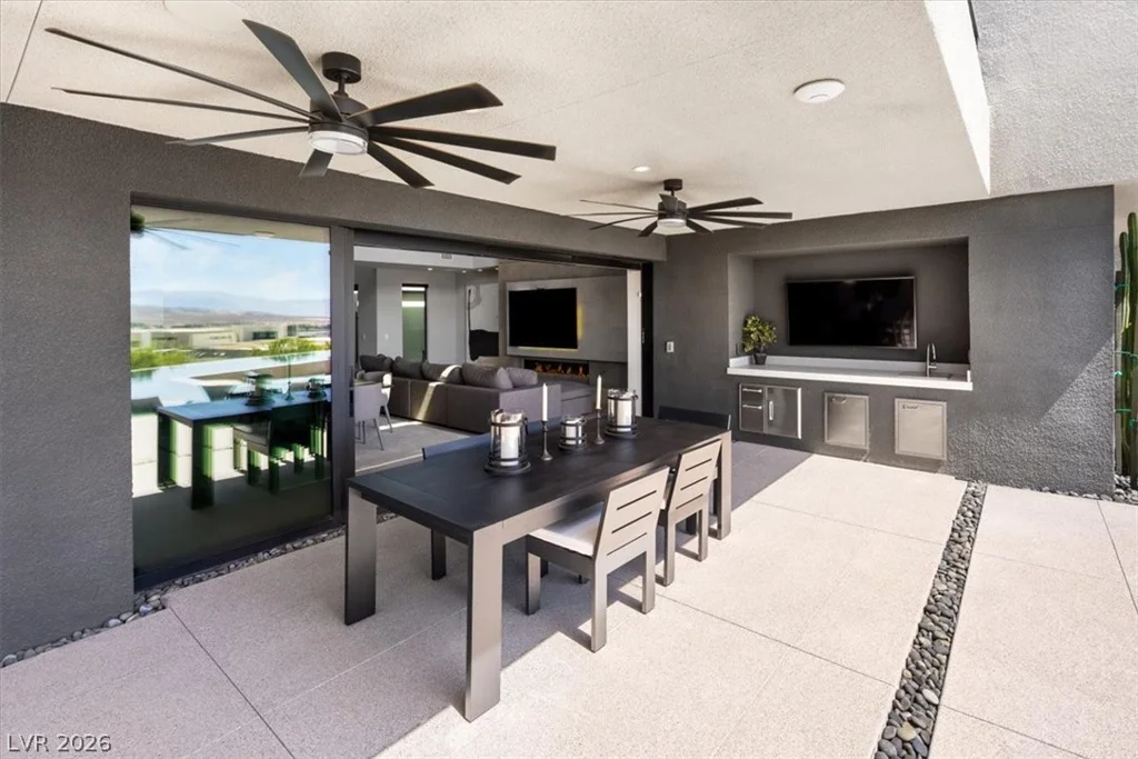 12 Falling Canyon, Henderson, NV 89011