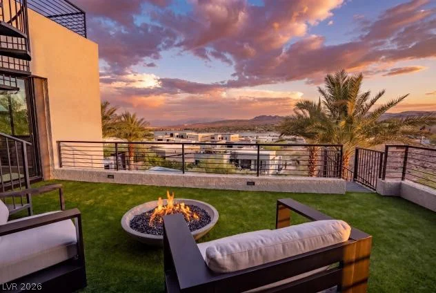 12 Falling Canyon, Henderson, NV 89011