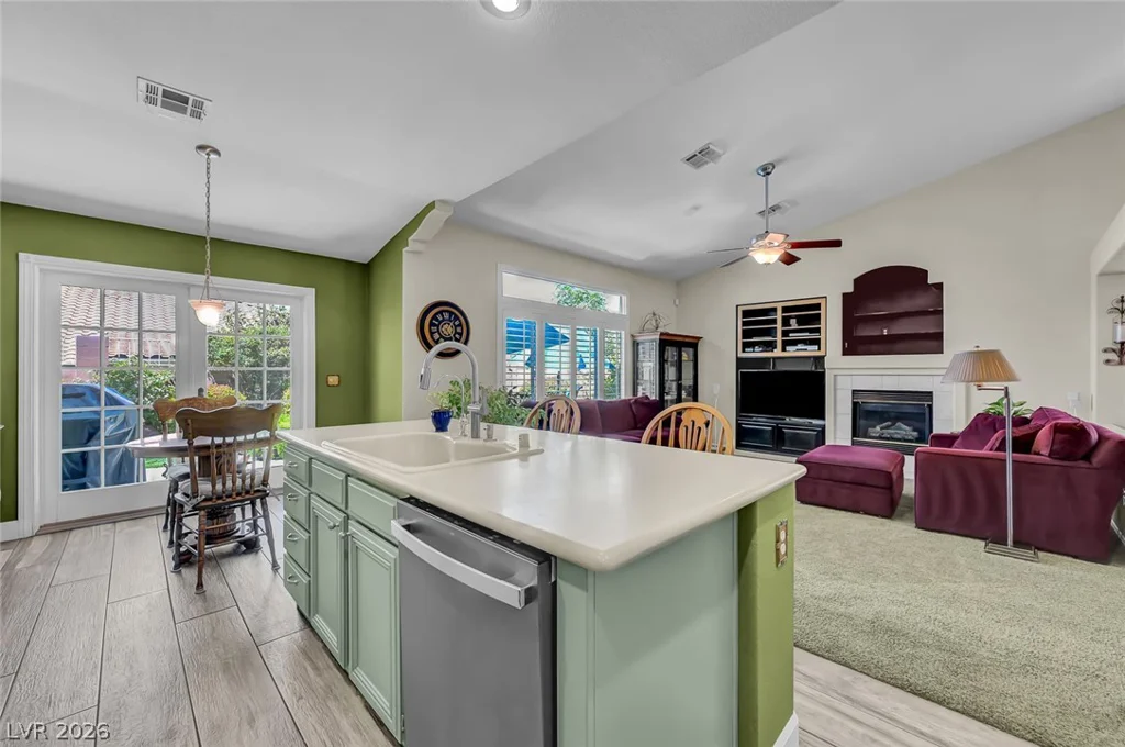 2560 Golden Bay, Henderson, NV 89052