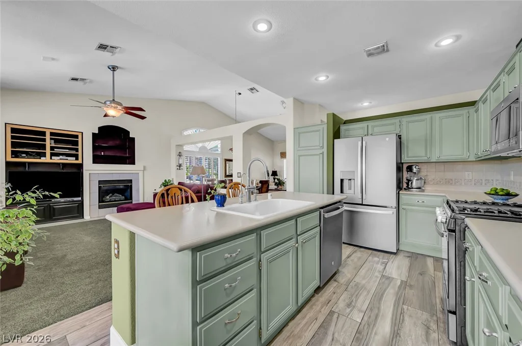 2560 Golden Bay, Henderson, NV 89052