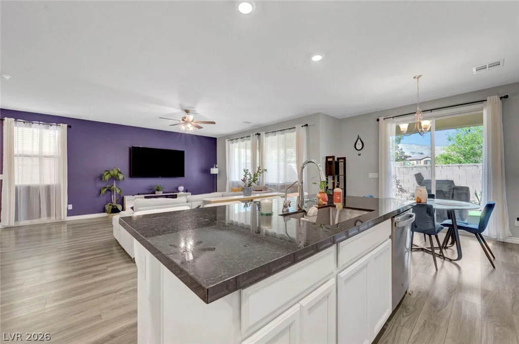12321 Silvana, Las Vegas, NV 89141