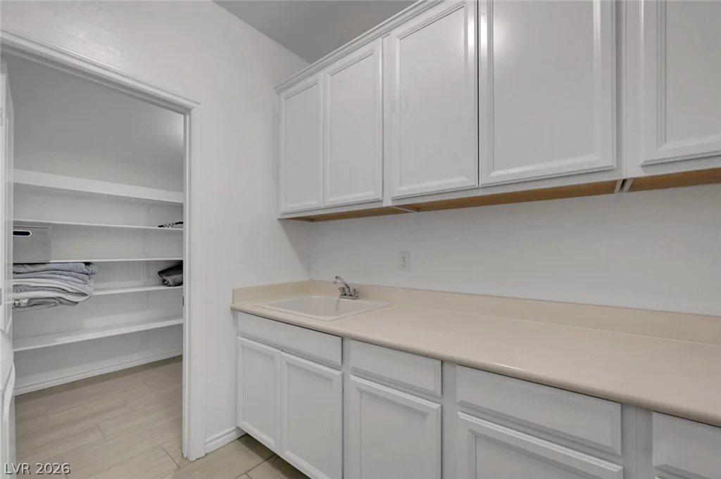 12321 Silvana, Las Vegas, NV 89141