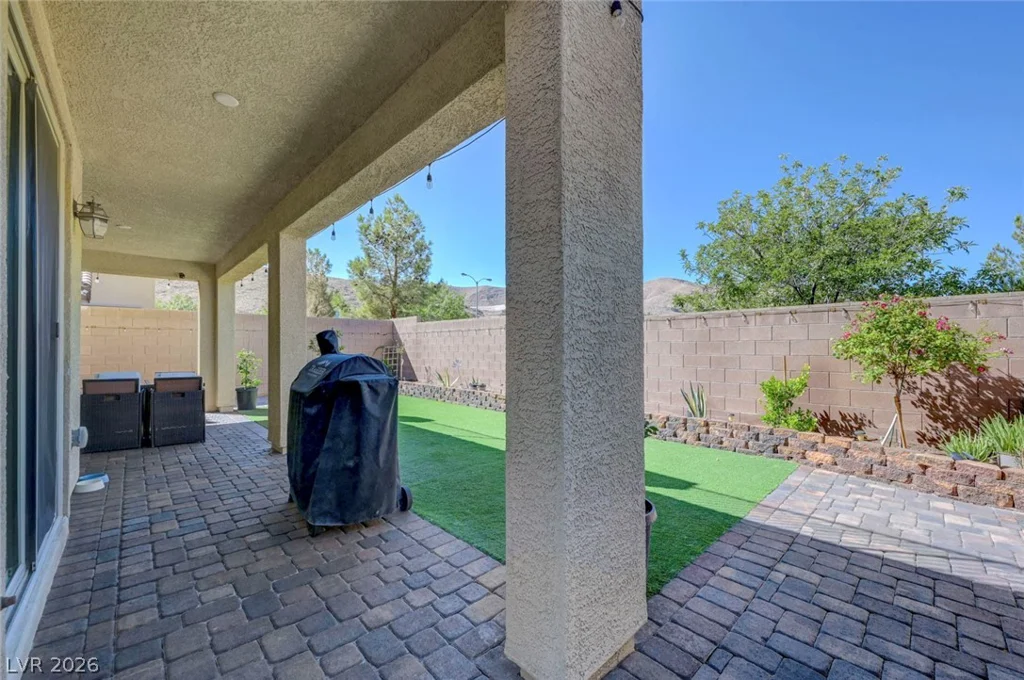 12321 Silvana, Las Vegas, NV 89141