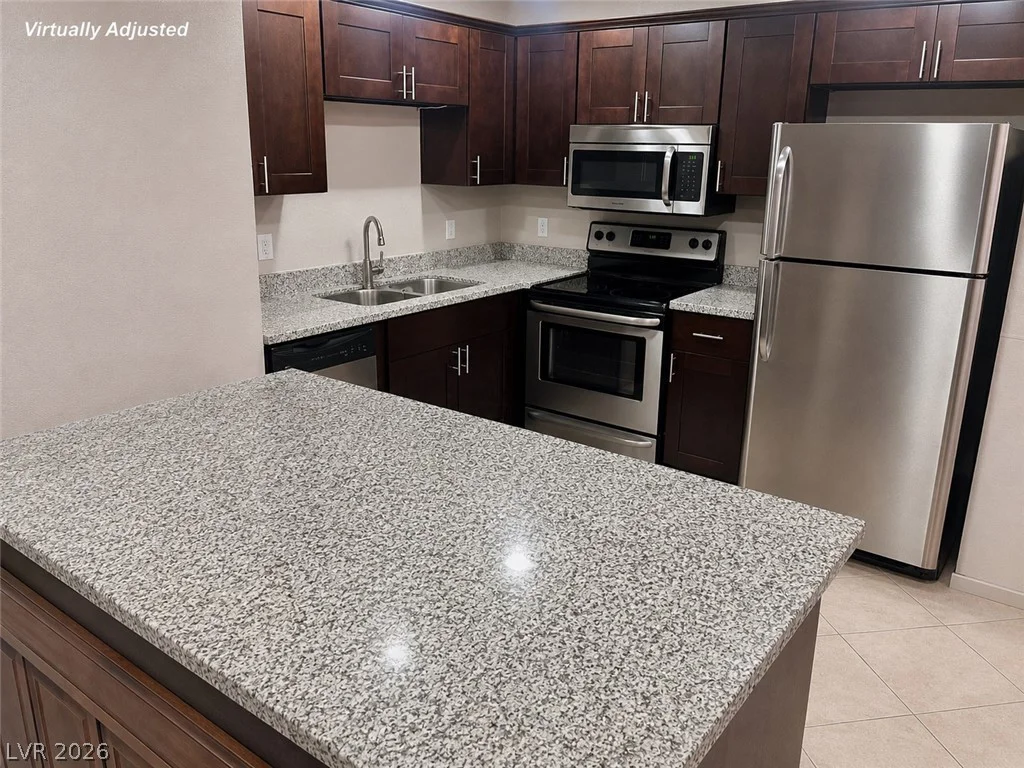 7948 Diamond Rock, Las Vegas, NV 89128