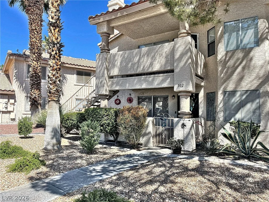 7948 Diamond Rock, Las Vegas, NV 89128