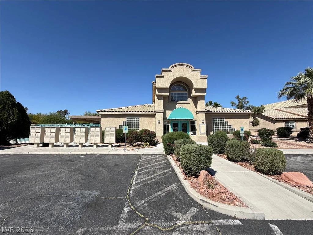 1401 Michael, Las Vegas, NV 89108