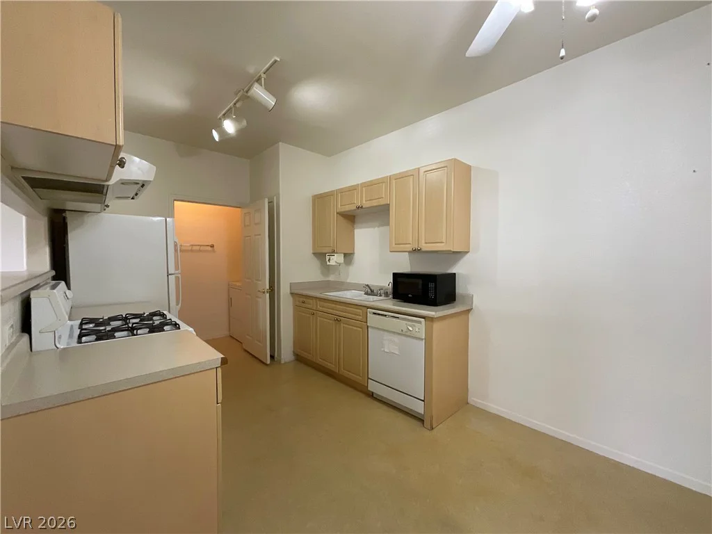 1401 Michael, Las Vegas, NV 89108