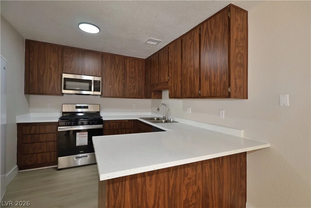 7015 Quarry, Las Vegas, NV 89147