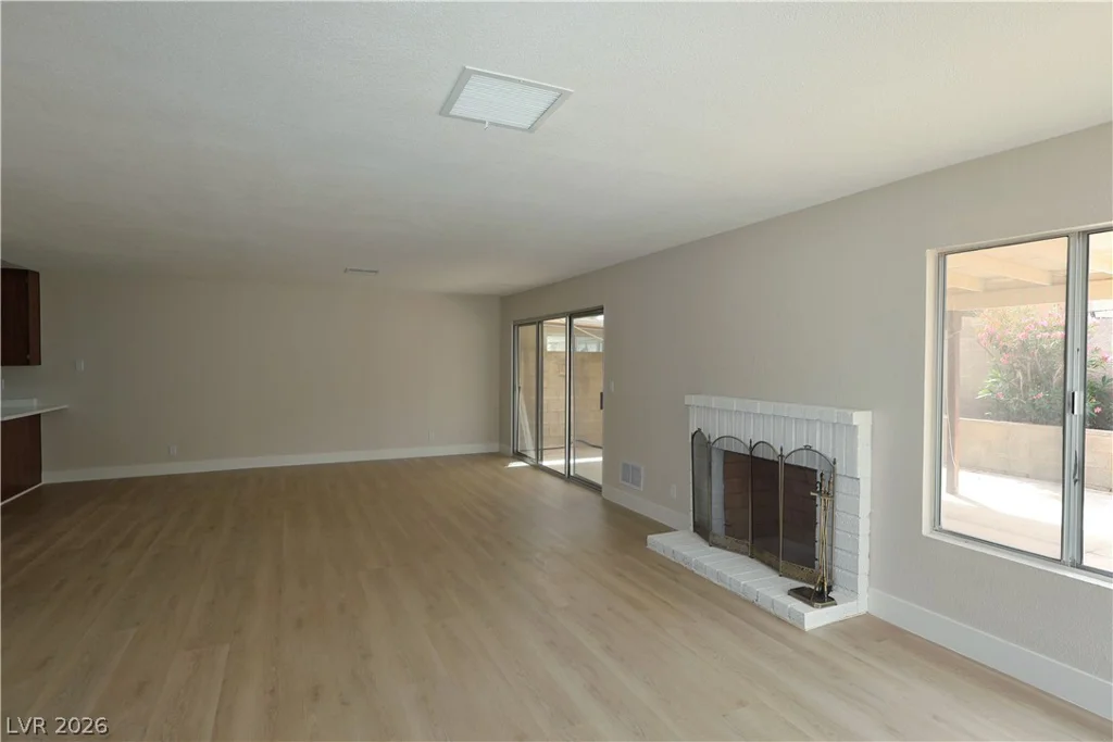 7015 Quarry, Las Vegas, NV 89147