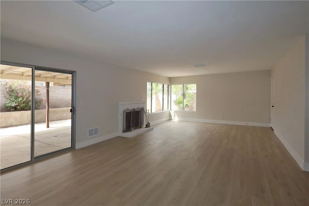 7015 Quarry, Las Vegas, NV 89147