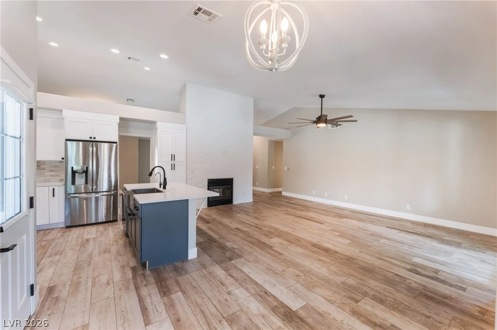 5325 El Capitan, Las Vegas, NV 89149
