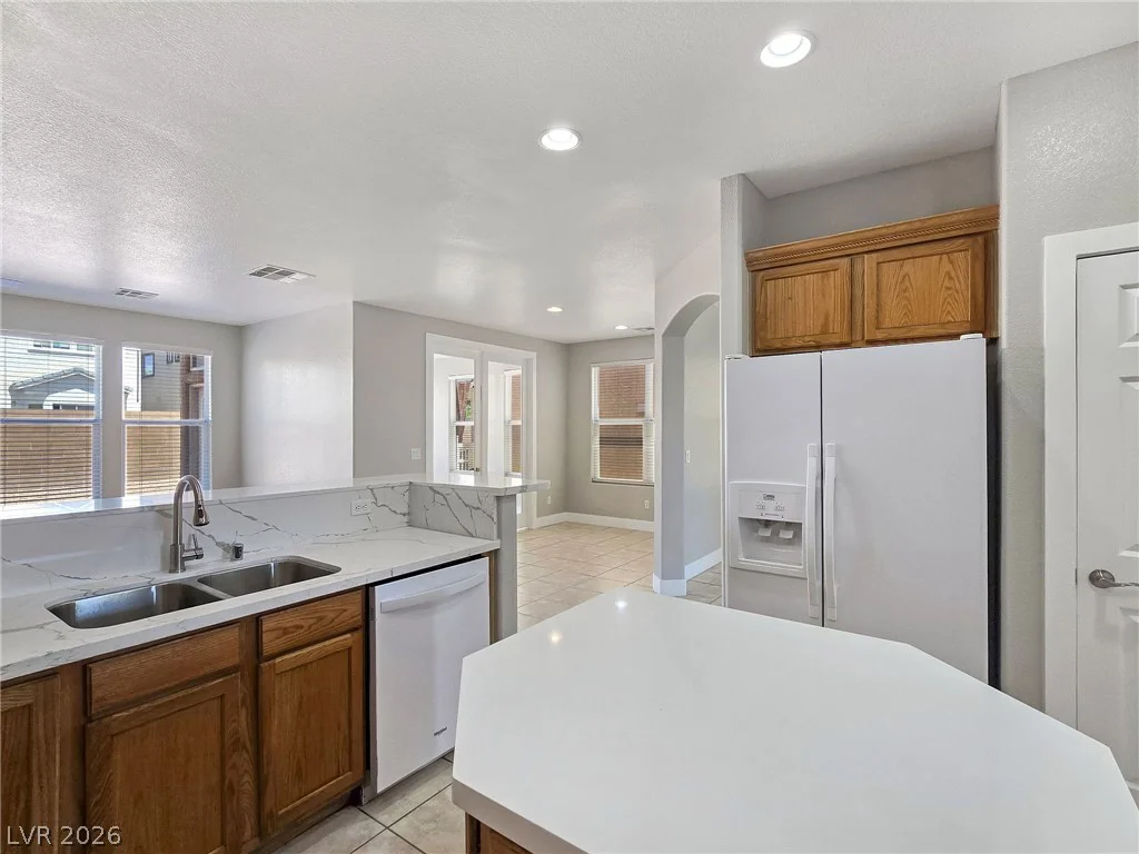 904 High Altitude, North Las Vegas, NV 89032