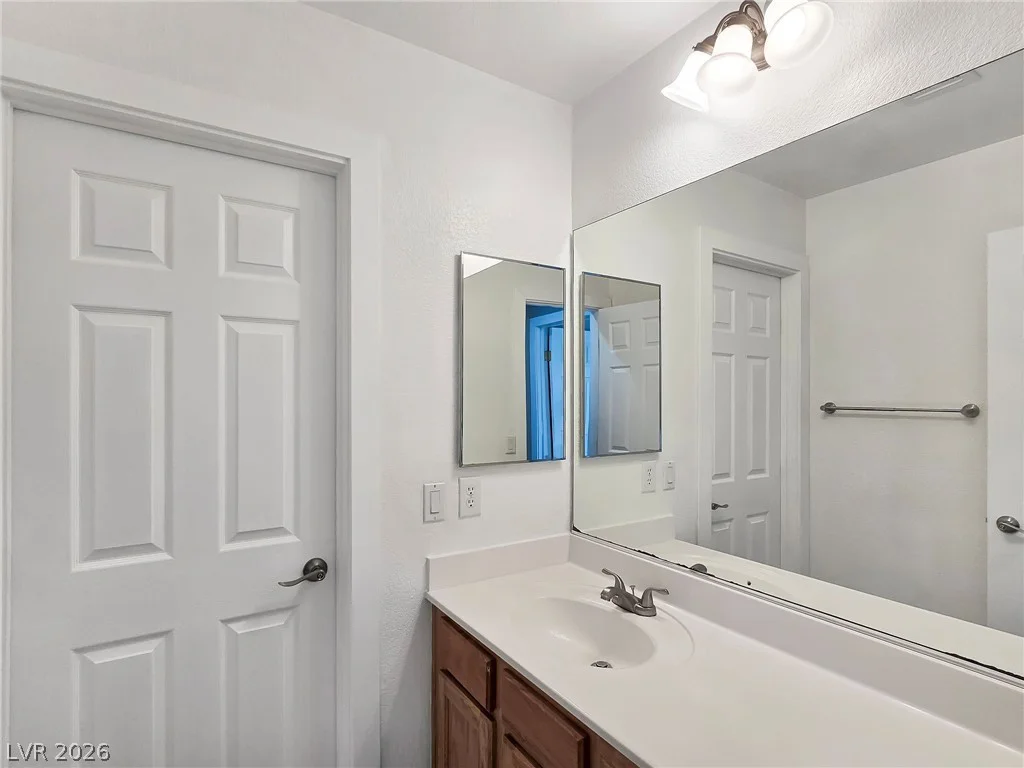 904 High Altitude, North Las Vegas, NV 89032