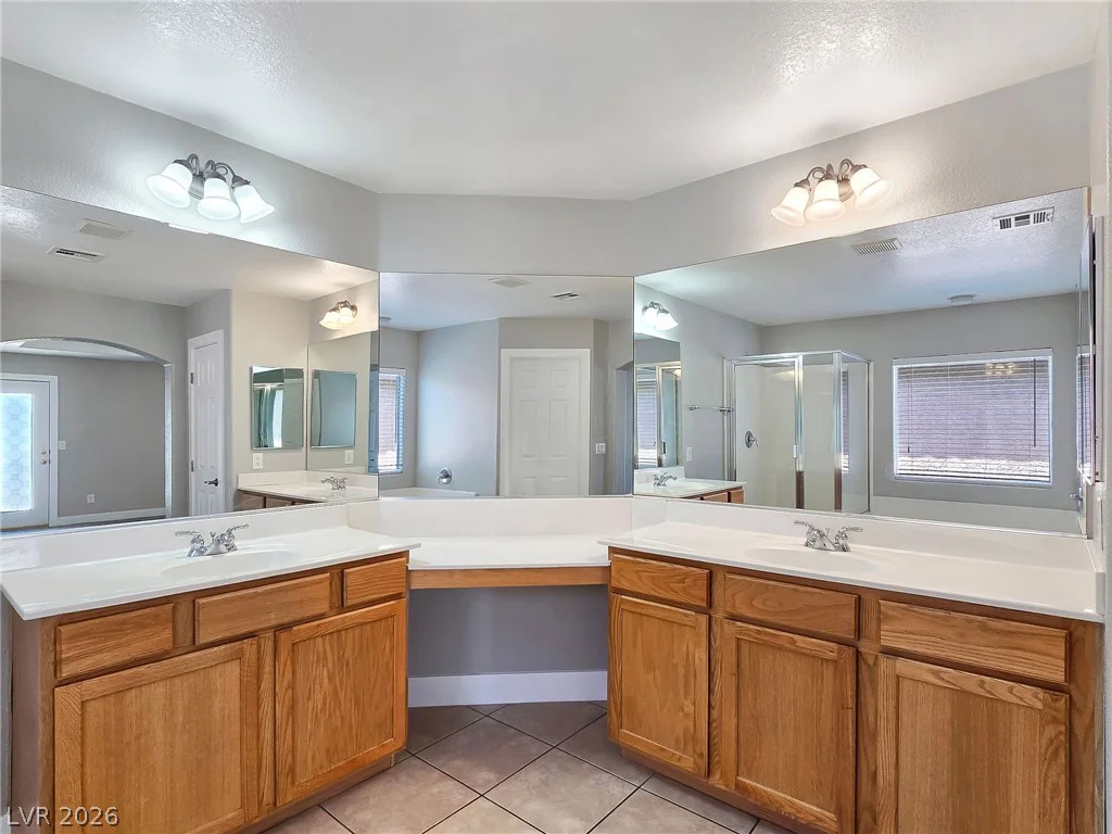 904 High Altitude, North Las Vegas, NV 89032