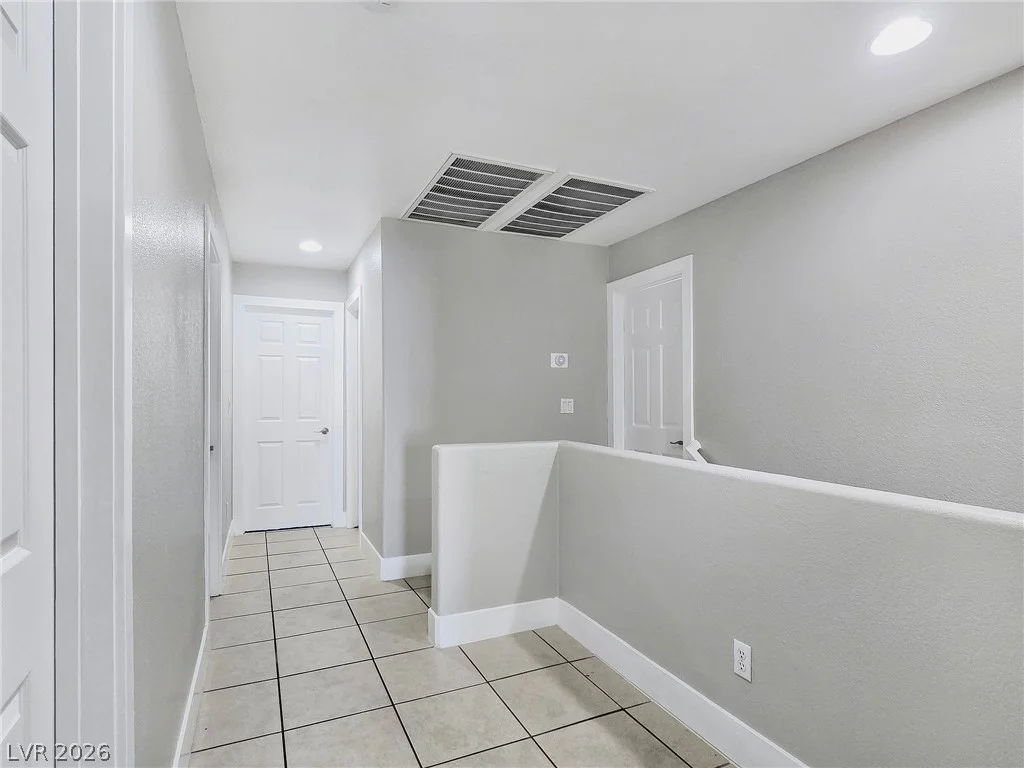 904 High Altitude, North Las Vegas, NV 89032