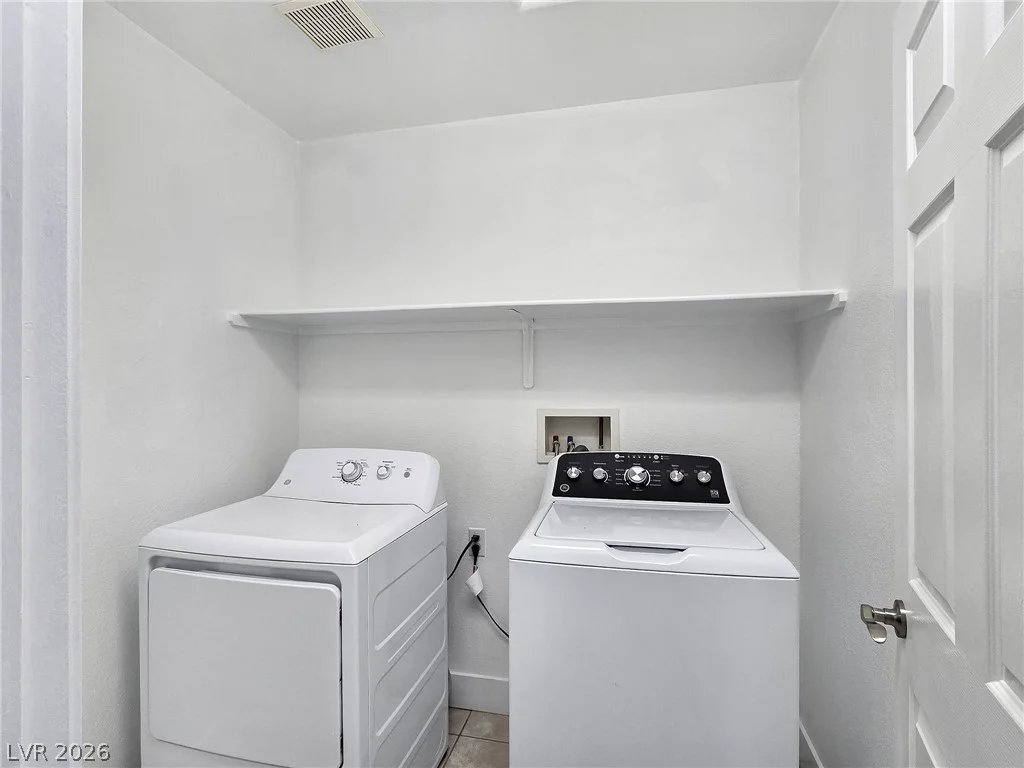 904 High Altitude, North Las Vegas, NV 89032
