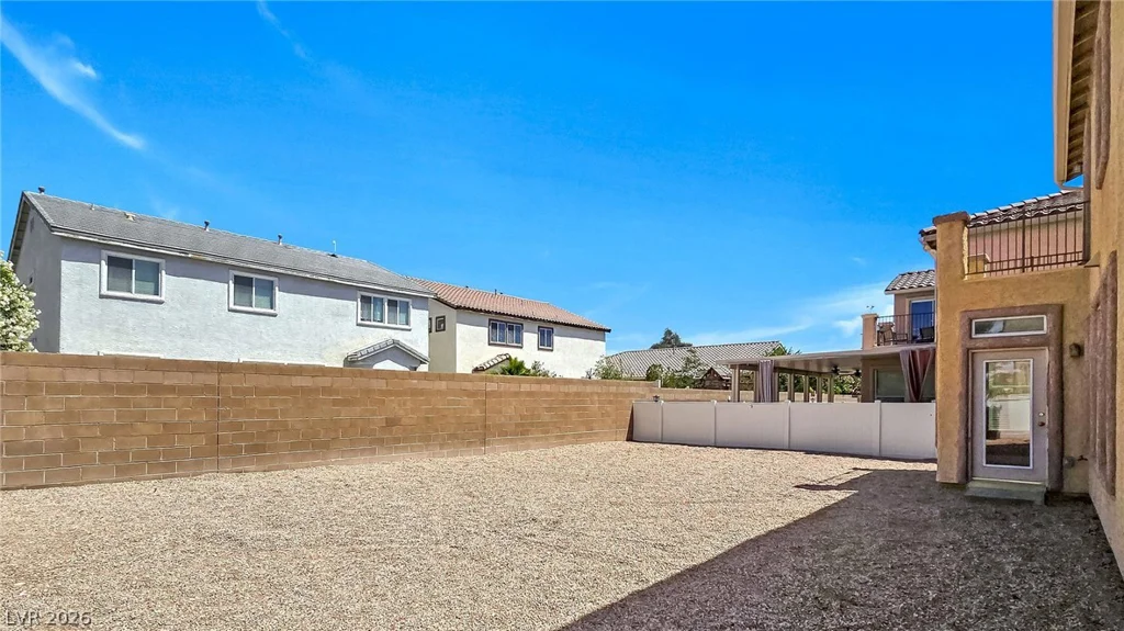 904 High Altitude, North Las Vegas, NV 89032