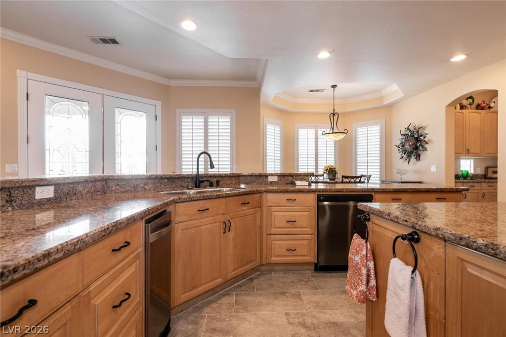 7718 Willow Cove, Las Vegas, NV 89129