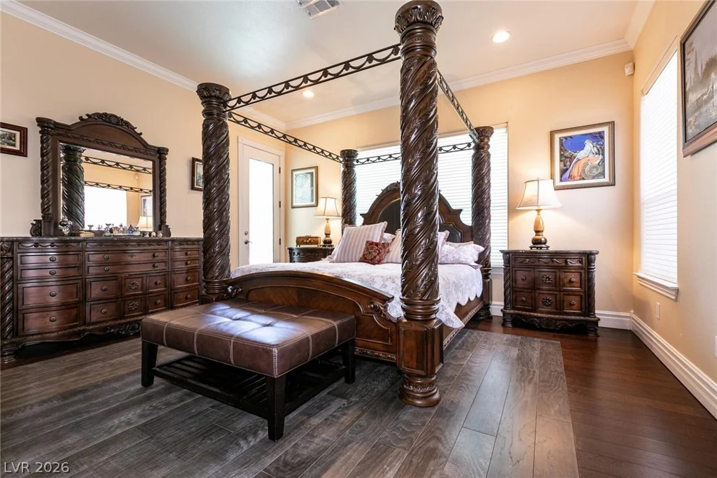7718 Willow Cove, Las Vegas, NV 89129