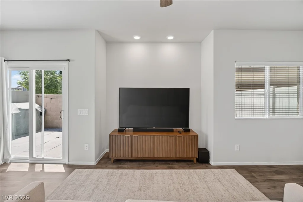 4635 Fuchsia Nights, North Las Vegas, NV 89084