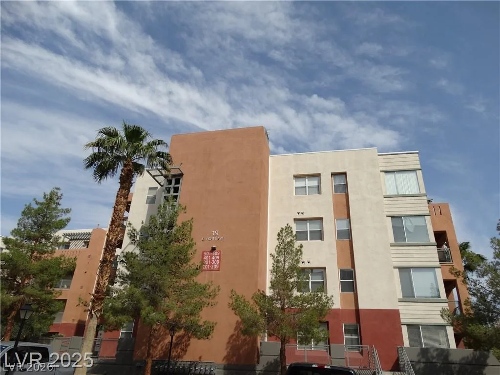19 Agate Ave, Las Vegas, NV 89123