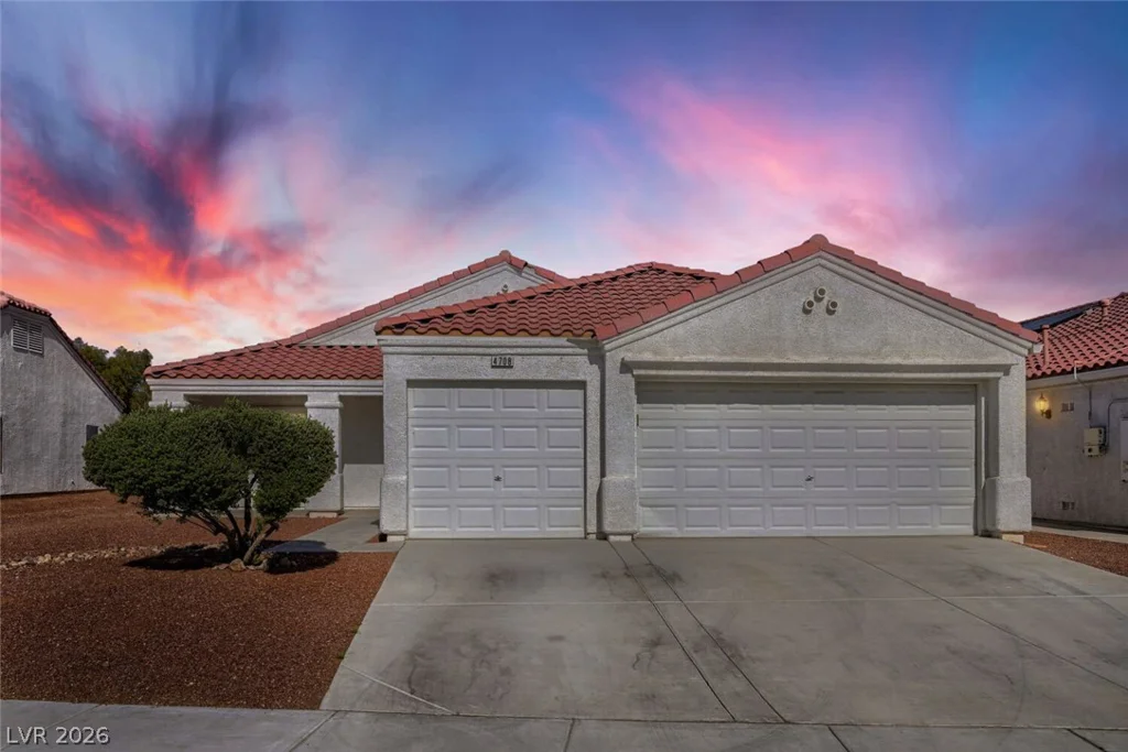 4708 Gleaming Meadows, North Las Vegas, NV 89031