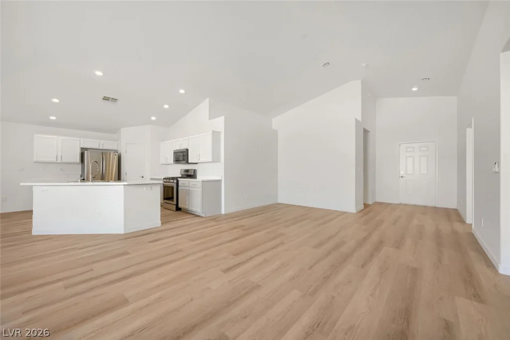 4708 Gleaming Meadows, North Las Vegas, NV 89031