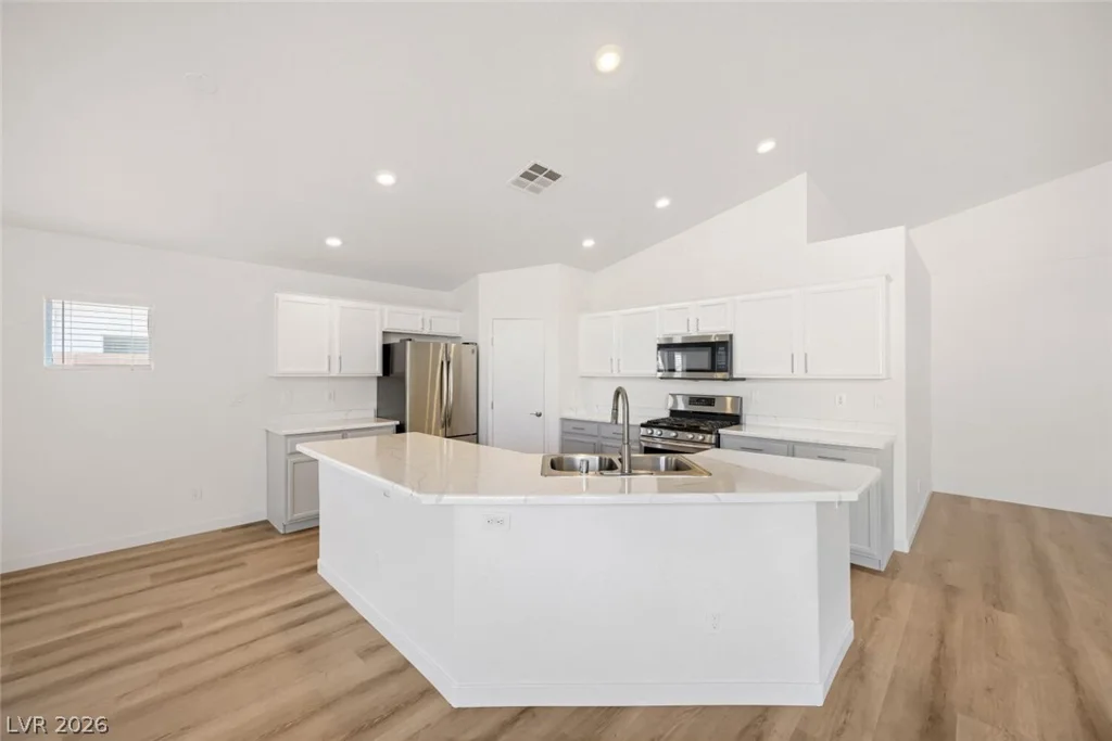 4708 Gleaming Meadows, North Las Vegas, NV 89031