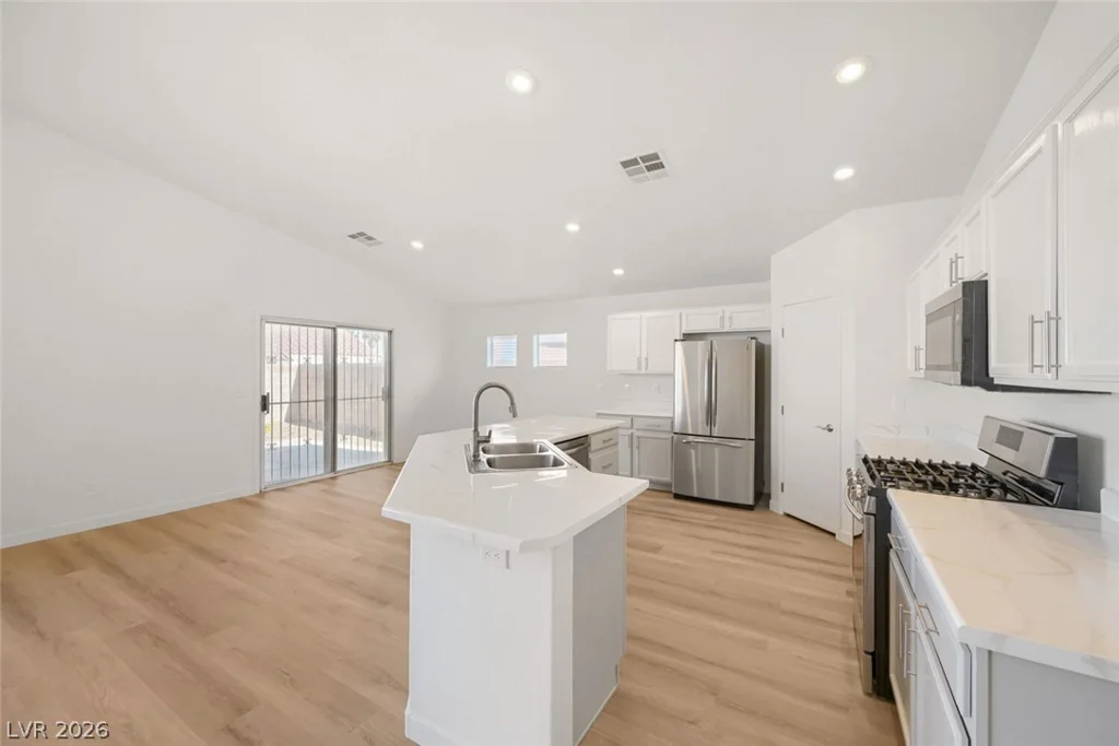 4708 Gleaming Meadows, North Las Vegas, NV 89031