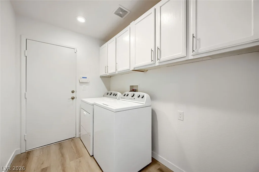 4708 Gleaming Meadows, North Las Vegas, NV 89031
