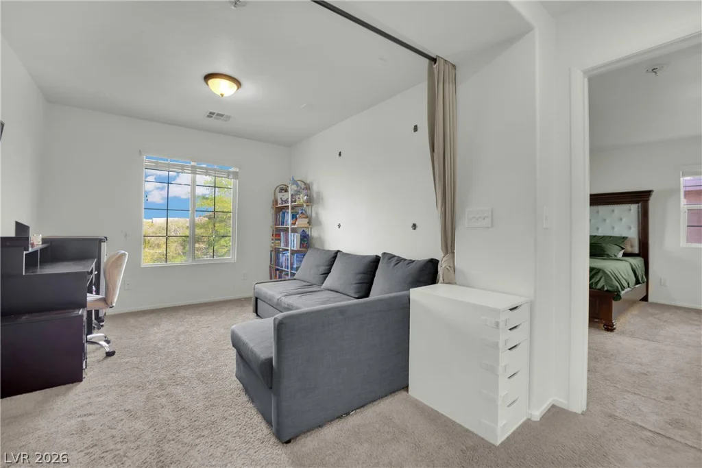 10283 Eve Springs, Las Vegas, NV 89178