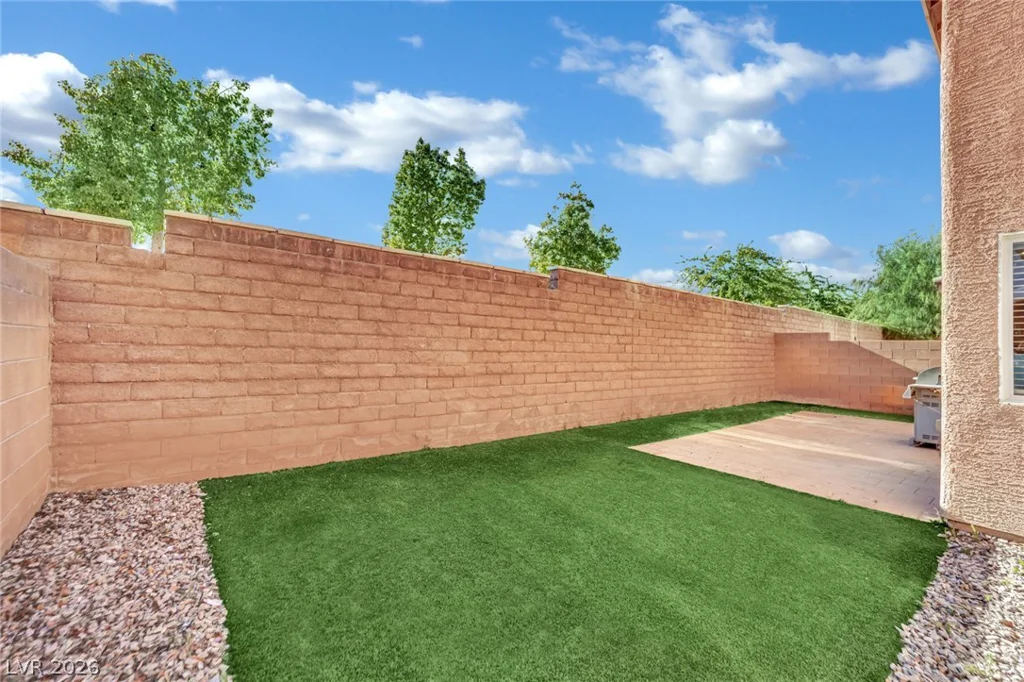 10283 Eve Springs, Las Vegas, NV 89178