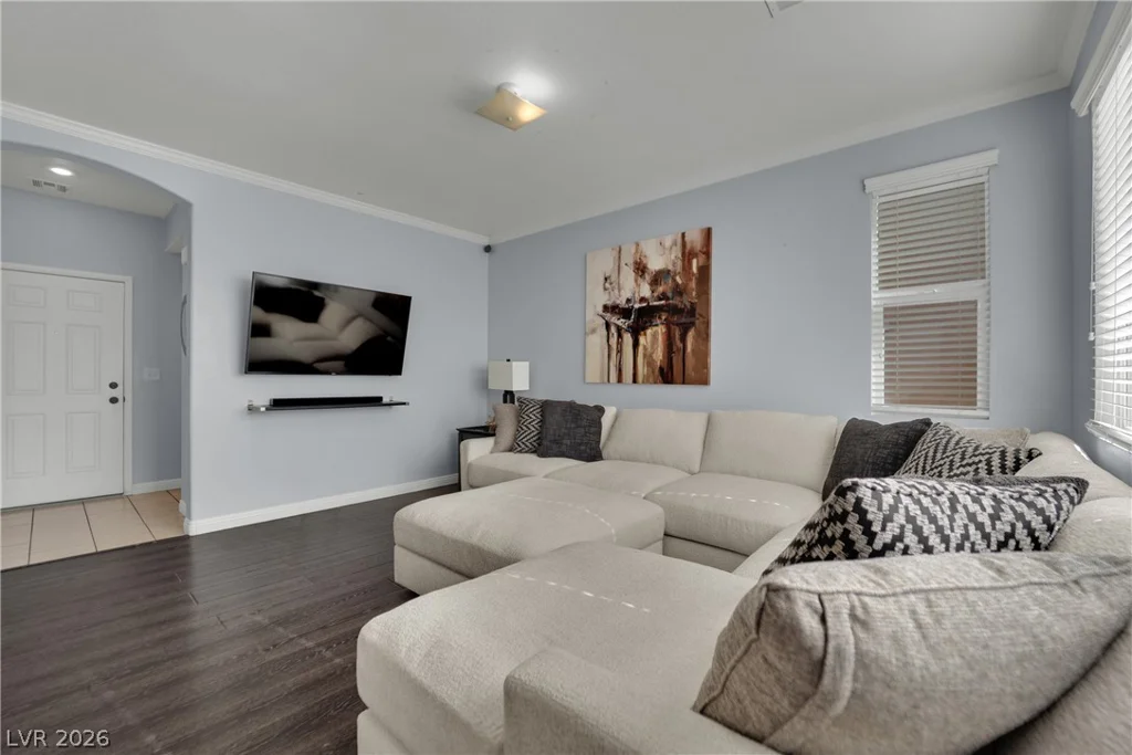 10283 Eve Springs, Las Vegas, NV 89178
