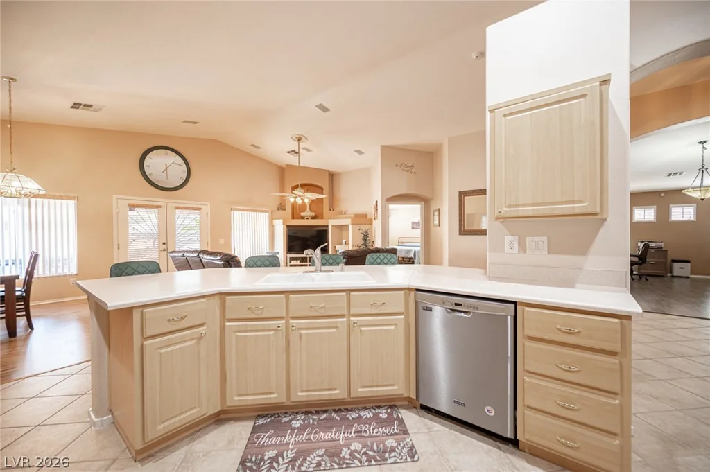 7012 Wild Wave, Las Vegas, NV 89131