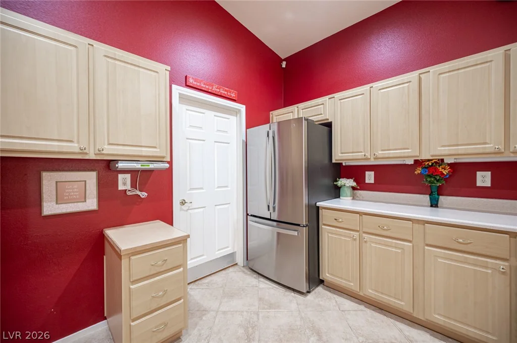 7012 Wild Wave, Las Vegas, NV 89131