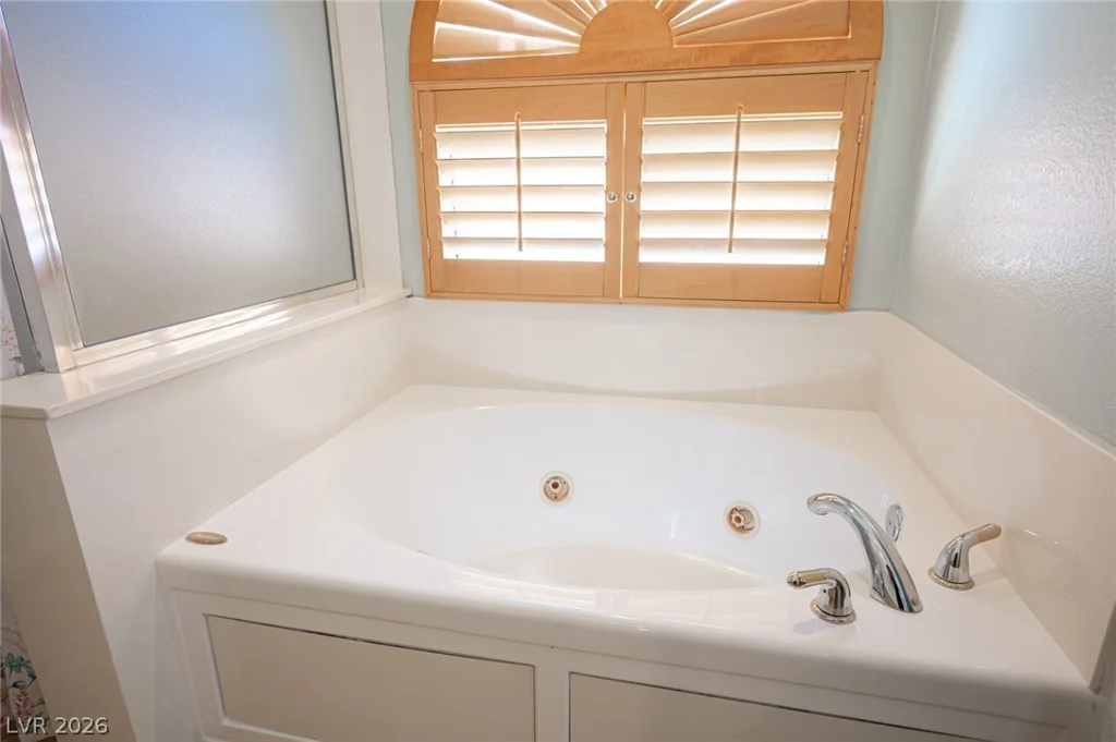 7012 Wild Wave, Las Vegas, NV 89131