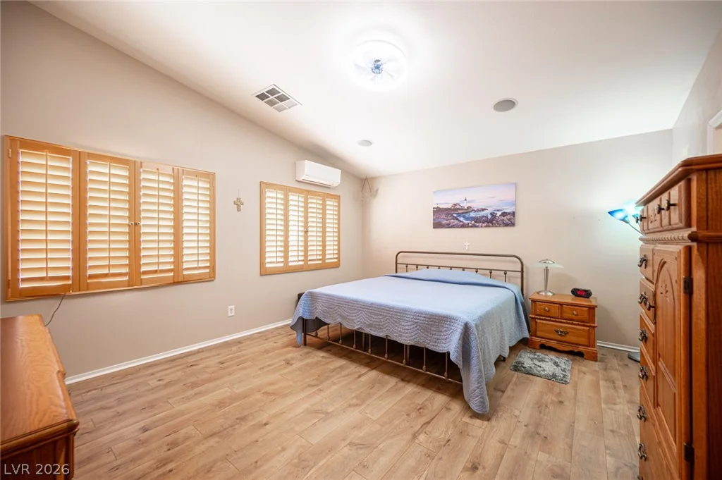 7012 Wild Wave, Las Vegas, NV 89131