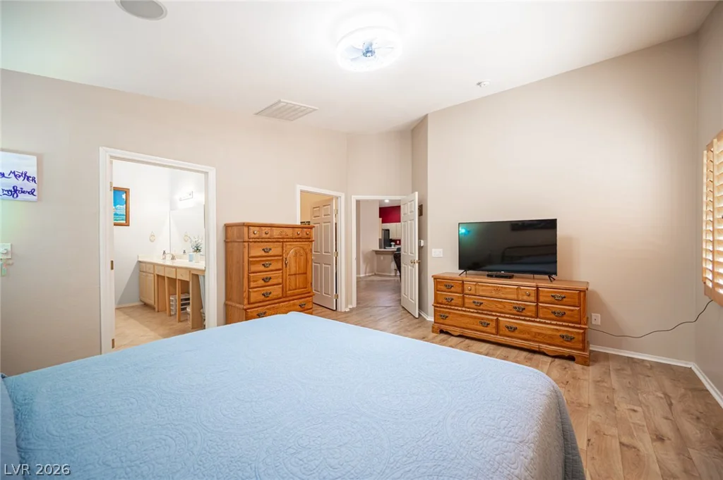 7012 Wild Wave, Las Vegas, NV 89131