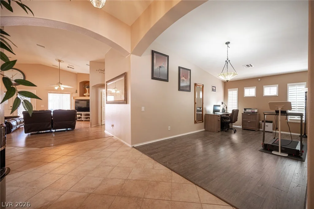 7012 Wild Wave, Las Vegas, NV 89131