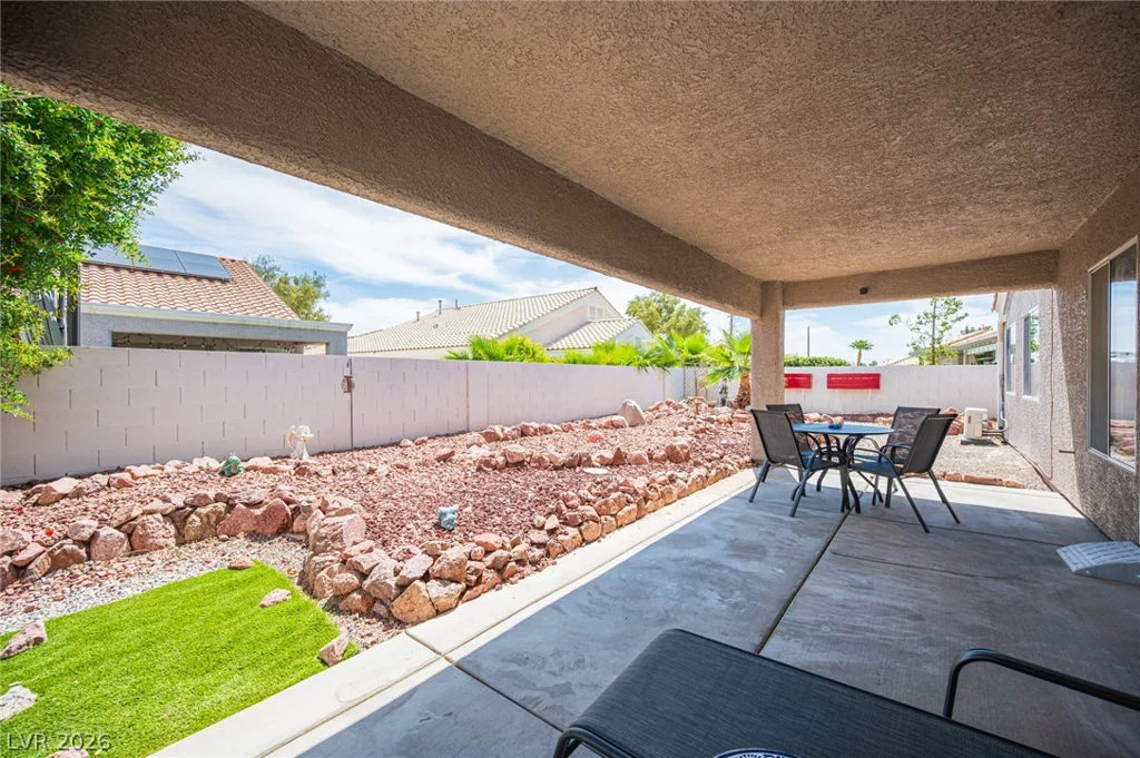 7012 Wild Wave, Las Vegas, NV 89131
