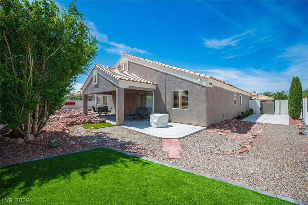 7012 Wild Wave, Las Vegas, NV 89131