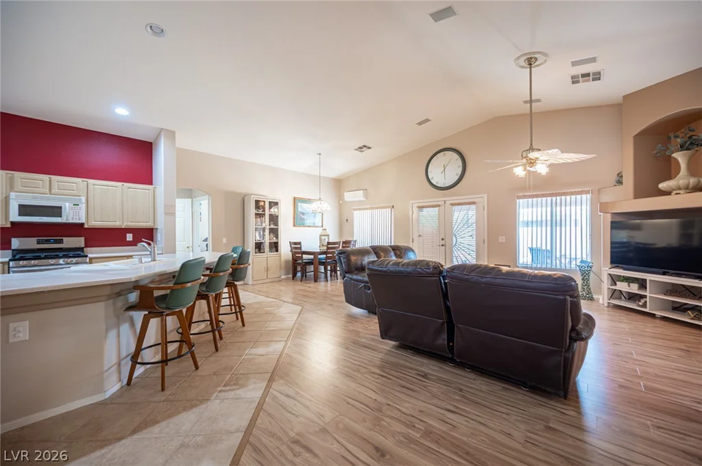 7012 Wild Wave, Las Vegas, NV 89131