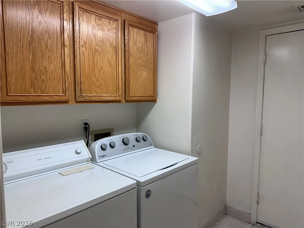 920 Golden Hawk, Las Vegas, NV 89108