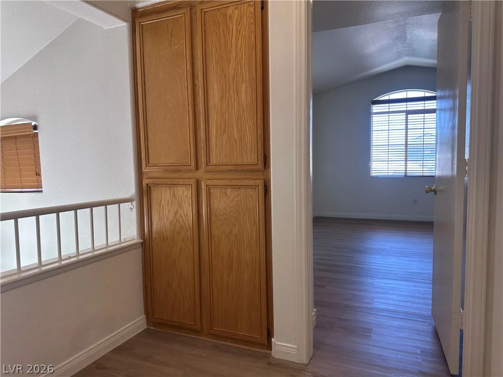 920 Golden Hawk, Las Vegas, NV 89108
