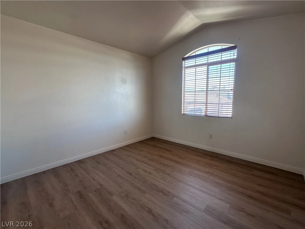 920 Golden Hawk, Las Vegas, NV 89108