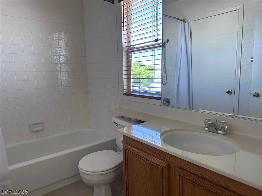 920 Golden Hawk, Las Vegas, NV 89108